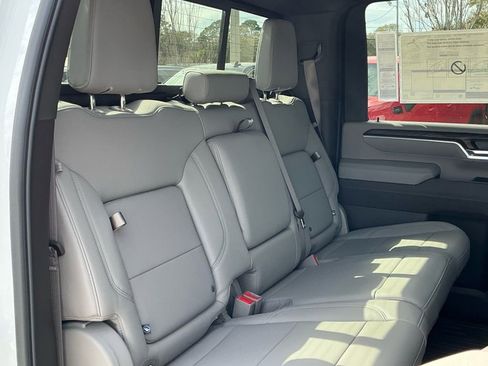 New 2026 GMC Sierra 2500 SLT w/ SLT Premium Package image 20