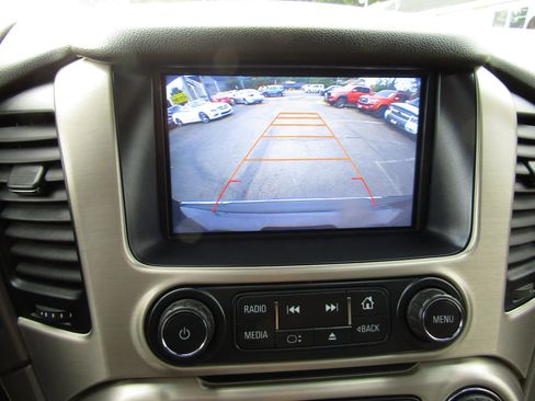 Used 2016 GMC Yukon XL Denali w/ Open Road Package image 28