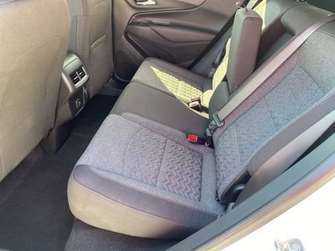 Used 2022 Chevrolet Equinox LT image 29