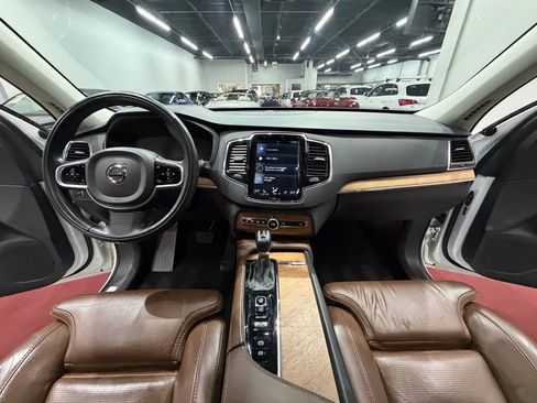 Used 2018 Volvo XC90 T6 Inscription w/ Convenience Package AWD/4WD image 38