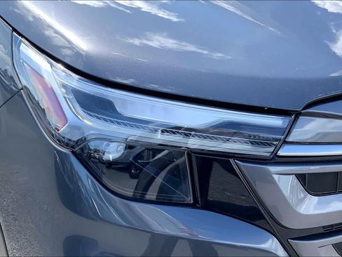 Used 2025 Subaru Forester Limited AWD/4WD image 27