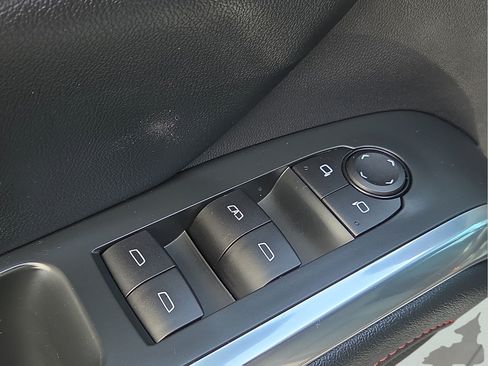 Used 2026 Chevrolet Traverse Z71 AWD/4WD image 14