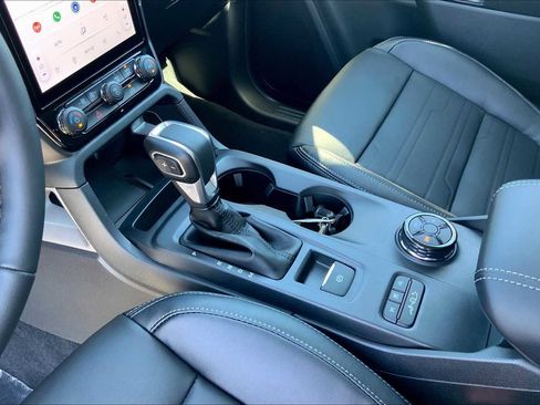 Used 2025 Ford Ranger Lariat w/ FX4 Off-Road Package image 7