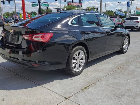 Used 2020 Chevrolet Malibu LT FWD image 10