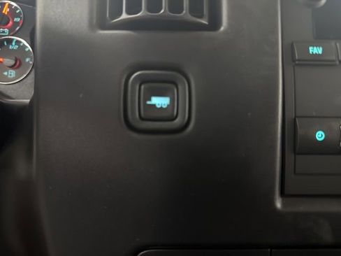 New 2026 Chevrolet Express 3500 w/ Power Convenience Package RWD image 14