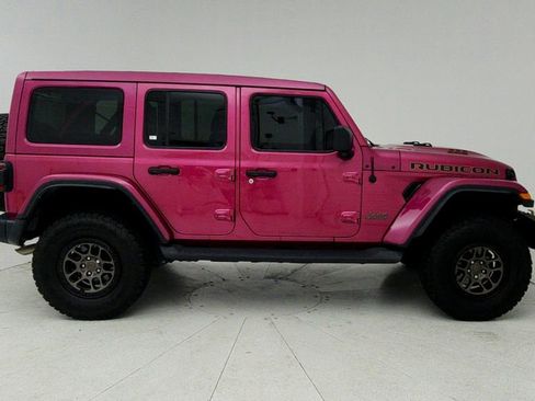 Used 2022 Jeep Wrangler Unlimited Rubicon w/ Xtreme Recon 35" Tire Package AWD/4WD image 9