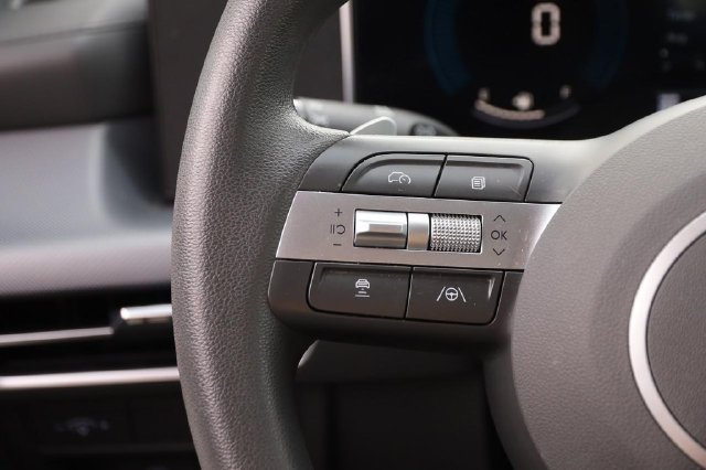 Used 2025 Hyundai Sonata SEL FWD image 11