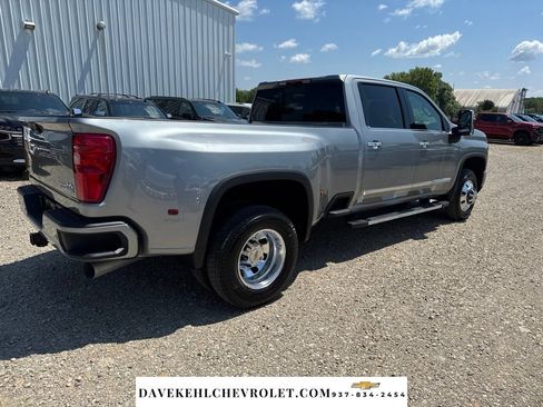 Used 2025 Chevrolet Silverado 3500 High Country w/ High Country Premium Package AWD/4WD image 5
