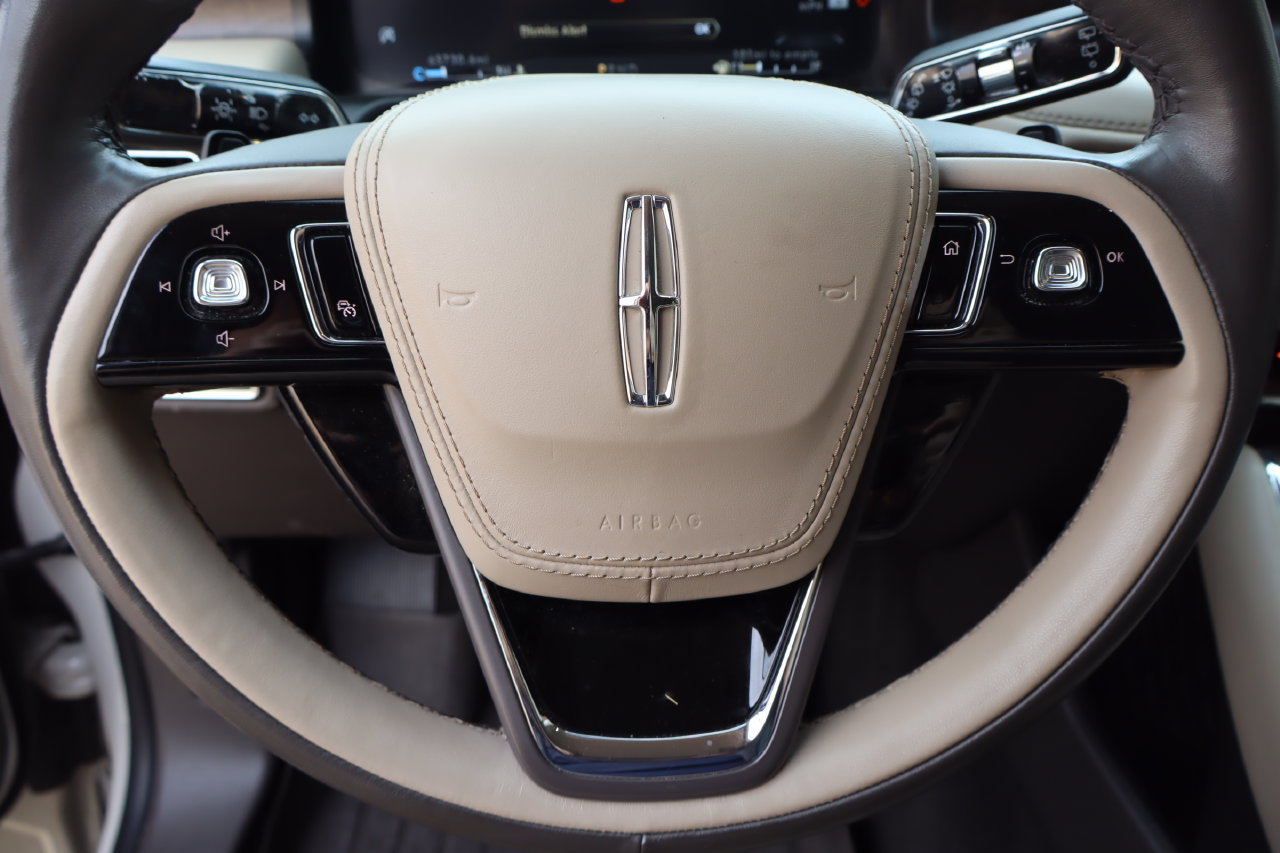 Used 2024 Lincoln Aviator Reserve w/ Equipment Group 201A RWD image 13