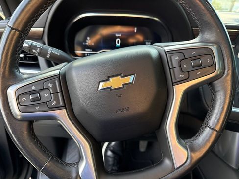 Used 2022 Chevrolet Tahoe LT w/ Luxury Package RWD image 4