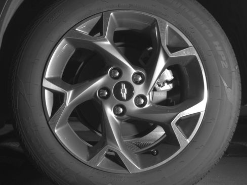 Used 2025 Chevrolet Trax LT FWD image 14