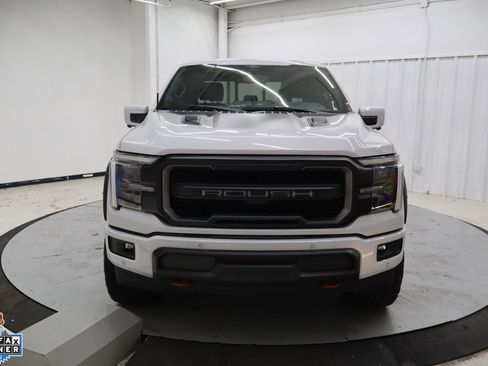 Used 2025 Ford F150 Lariat w/ Equipment Group 502A High AWD/4WD image 6