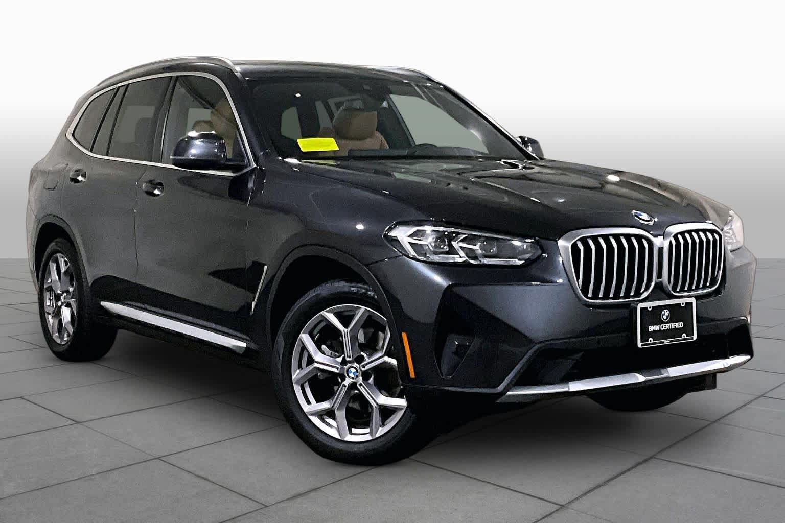 Used 2023 BMW X3 xDrive30i w/ Premium Package AWD/4WD image 2