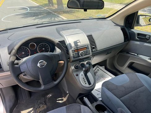 Used 2007 Nissan Sentra 2.0 FWD image 11