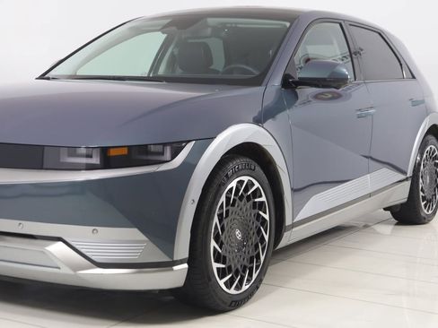 Used 2024 Hyundai Ioniq 5 Limited image 59