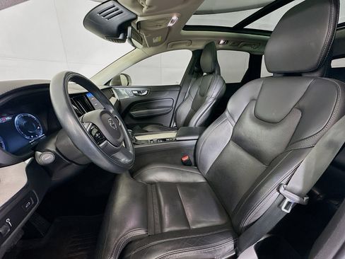 Used 2021 Volvo XC60 T5 Inscription w/ Advanced Package image 13