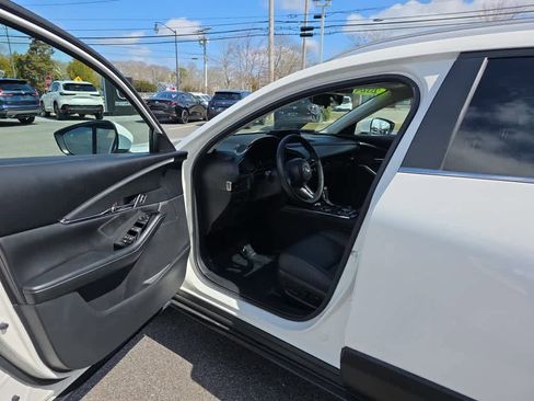 Used 2024 MAZDA CX-30 AWD 2.5 S w/ Preferred Package image 11