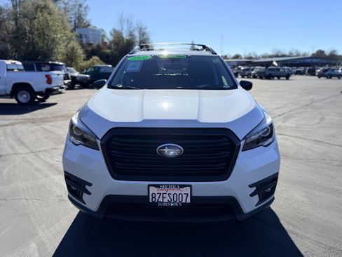 Used 2022 Subaru Ascent Onyx Edition image 3