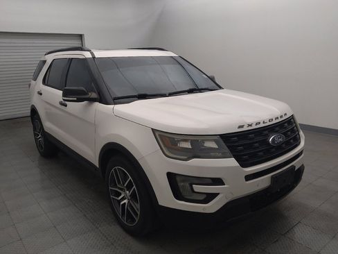 Used 2017 Ford Explorer Sport w/ Equipment Group 401A image 13