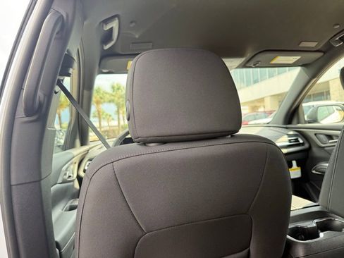 New 2026 Chevrolet Traverse LT image 37