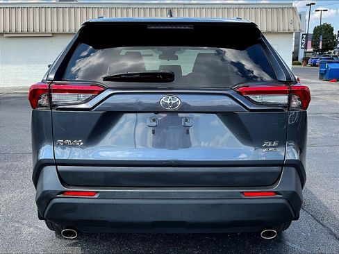 Used 2019 Toyota RAV4 XLE w/ Convenience Package AWD/4WD image 5