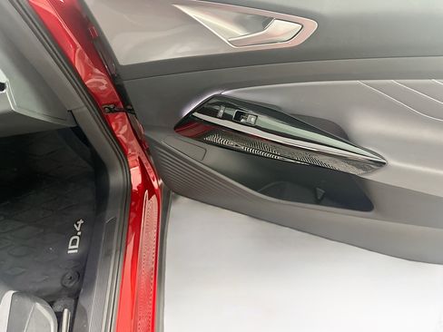 Used 2023 Volkswagen ID.4 S image 28