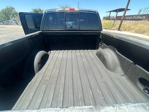 Used 2005 Ford F150 Lariat RWD image 16