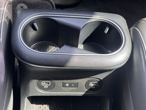 Used 2024 Hyundai Ioniq 5 Limited image 36