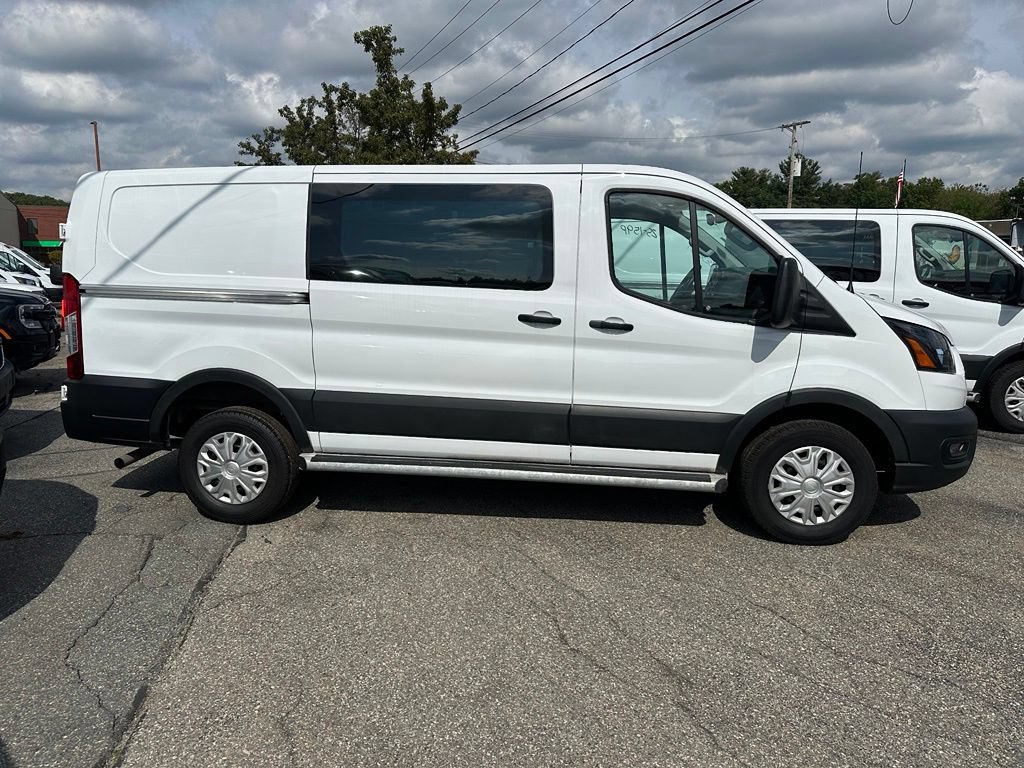 Used 2025 Ford Transit 250 Low Roof w/ Exterior Upgrade Package RWD image 4