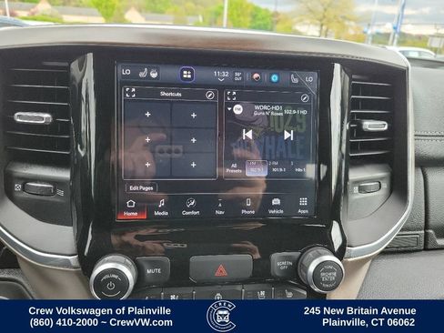 Used 2022 RAM 1500 Laramie AWD/4WD image 7