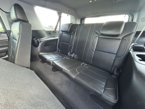Certified 2019 GMC Yukon XL Denali w/ Open Road Package AWD/4WD image 16