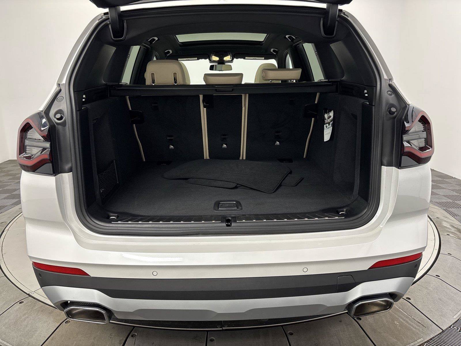 Used 2023 BMW X3 xDrive30i w/ Convenience Package AWD/4WD image 21