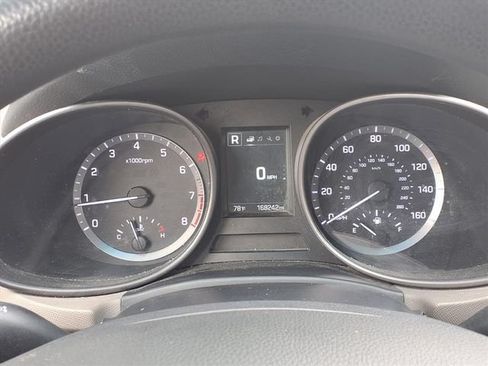 Used 2017 Hyundai Santa Fe Sport FWD image 14