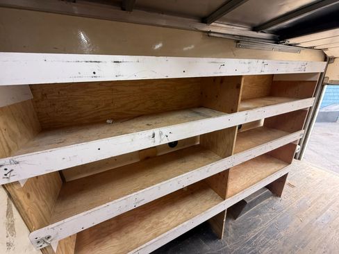 Used 2012 Ford E-350 and Econoline 350 Super Duty image 24