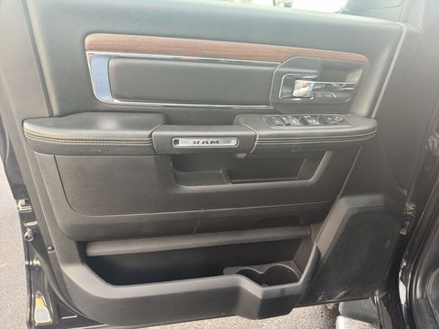Used 2018 RAM 2500 Laramie AWD/4WD image 10