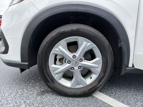 Certified 2025 Honda HR-V LX image 29