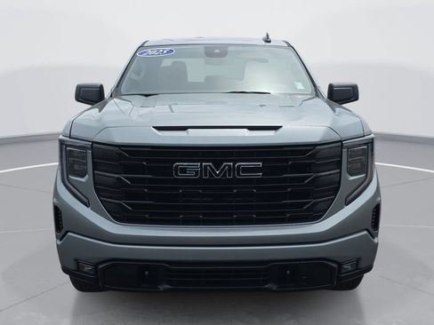 Used 2025 GMC Sierra 1500 Elevation AWD/4WD image 10