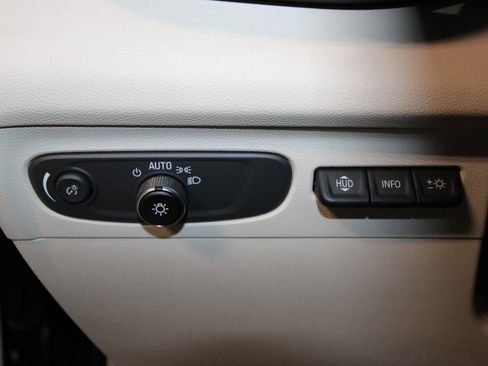 Used 2023 Buick Envision Avenir AWD/4WD image 11