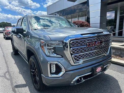 Used 2020 GMC Sierra 1500 Denali w/ Denali Ultimate Package AWD/4WD image 1