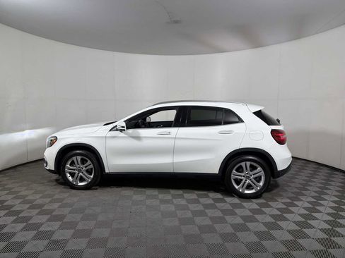 Used 2020 Mercedes-Benz GLA 250 4MATIC image 4