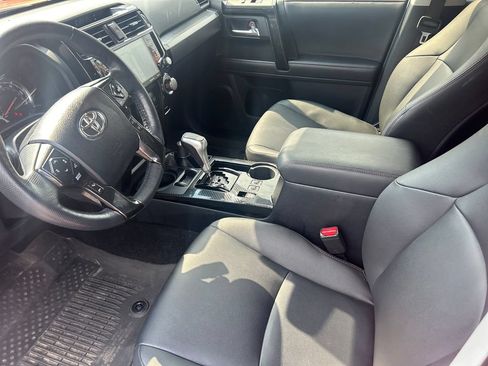 Used 2024 Toyota 4Runner TRD Off-Road Premium w/ Moonroof Package AWD/4WD image 11