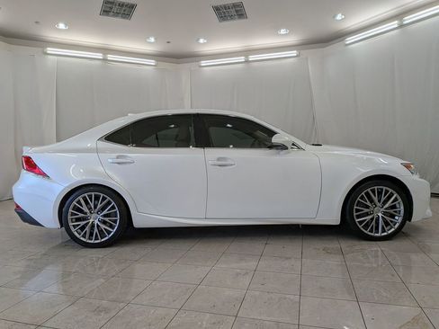 Used 2016 Lexus IS 300 AWD w/ Navigation System Package image 11