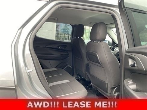 Used 2025 Chevrolet TrailBlazer LS w/ LS Convenience Package image 25