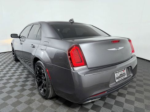 Used 2017 Chrysler 300 S RWD image 14
