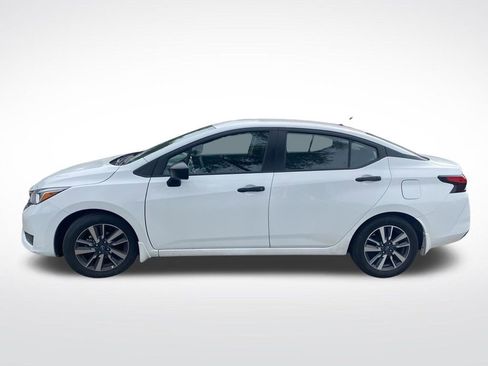 Used 2024 Nissan Versa S w/ S Plus Package FWD image 16