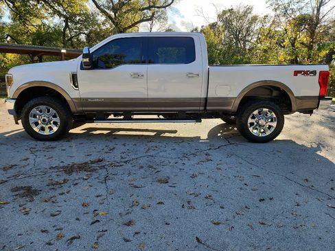 Used 2019 Ford F250 King Ranch w/ Chrome Package image 4