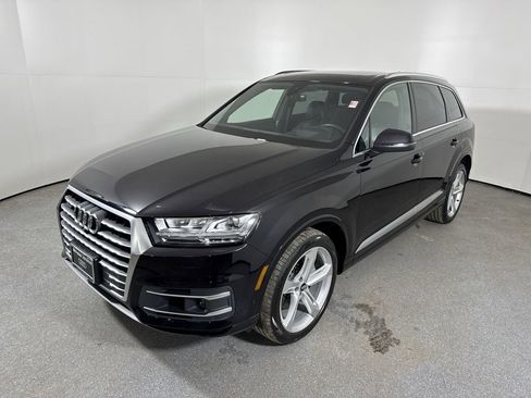 Used 2019 Audi Q7 3.0T Prestige image 32