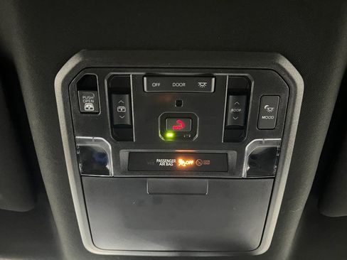 Used 2023 Toyota Tundra Platinum w/ Advanced Package image 37