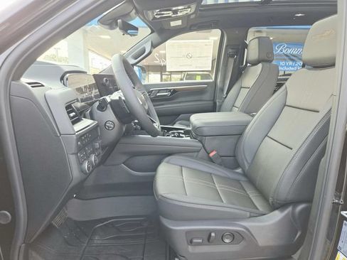 New 2026 Chevrolet Tahoe High Country w/ Sun And Tow Package AWD/4WD image 12