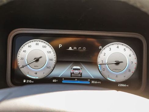 Certified 2022 Hyundai Kona Limited image 32